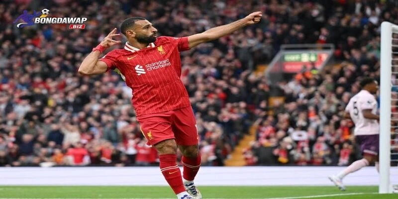 Mohamed Salah – tiền đạo hiện đại duy nhất góp mặt trong Top 5 tiền đạo xuất sắc nhất Liverpool.